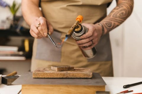 Repairs and Restringing — jeweller