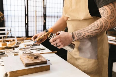 Repairs and Restringing — jeweller